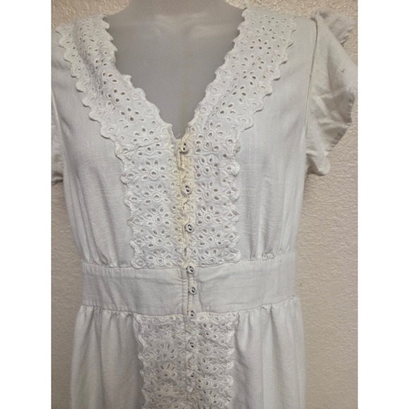 Lovestitch Women's White Eyelet Midi Dress Ruffle Sleeves‎ Button Front Size L - Picture 3 of 6